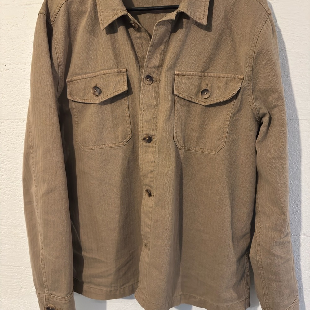 UNTUCKit Men's Tan Lightweight Shirt Jacket